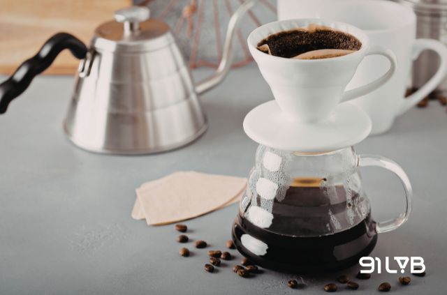Pour-over giúp làm nổi bật body mượt, vị chocolate sâu của Guatemala Antigua