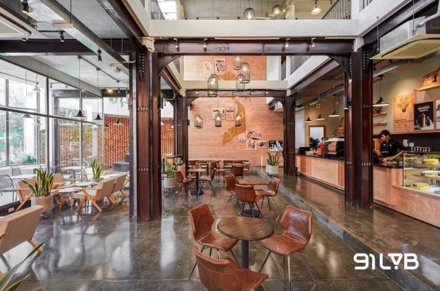 Chuỗi cà phê The Coffee House là một trong những điểm đến học bài lý tưởng nhờ không gian yên tĩnh và sang trọng