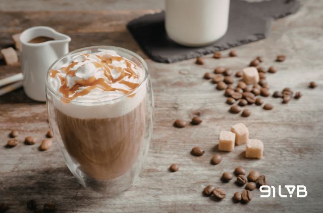 Điểm nhấn của Caramel Latte nằm ở hậu vị kẹo đường cháy nhẹ tạo nên sức hút lôi cuốn khó rời
