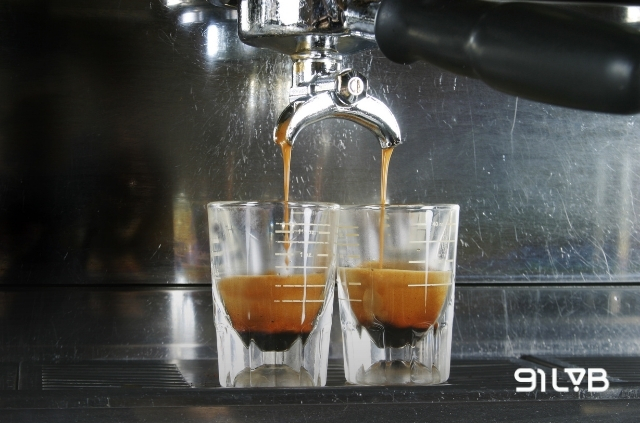 “Shot cà phê” thực chất là cách gọi quen thuộc của shot Espresso.